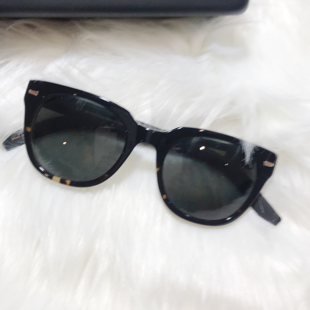 Five Four Robert Geller tortoise shell sunglasses - Picture 2 of 4